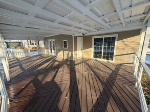 321 Main St in Grinnell, IA - Foto de edificio - Building Photo