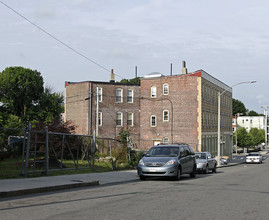 316-324 Talbot Ave in Boston, MA - Foto de edificio - Building Photo