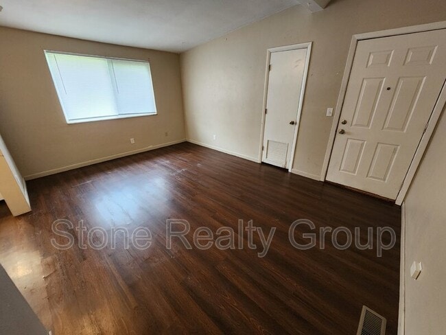3742 E Beulah Ave in Terre Haute, IN - Building Photo - Building Photo