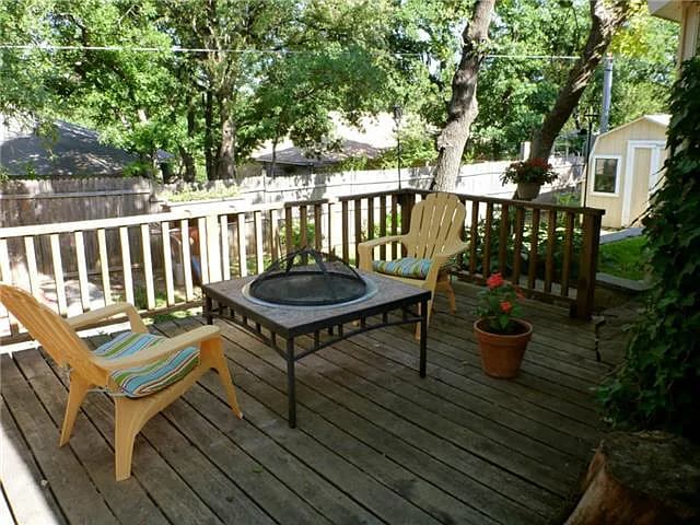 property at 2717 Jewell Dr