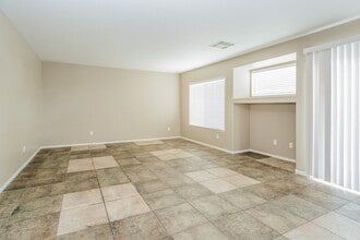 3636 Beacon Point St in Las Vegas, NV - Building Photo - Building Photo