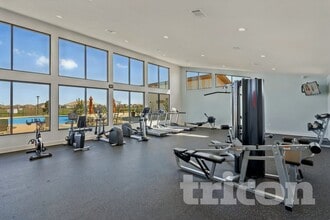 5002 Saddle Clb Dr in Georgetown, TX - Foto de edificio - Building Photo