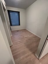 558 Manitoba Ave in Winnipeg, MB - Building Photo - Building Photo