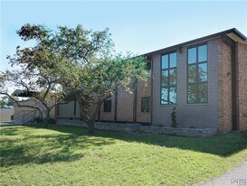 124-40 Swansea Ave in Syracuse, NY - Building Photo