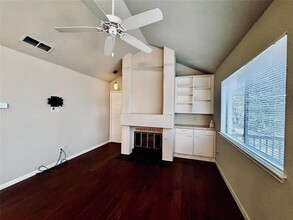 5606 Bonnell Vista St-Unit -D1 in Austin, TX - Building Photo - Building Photo