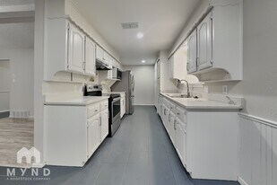 408 Park Center Blvd in Saginaw, TX - Building Photo