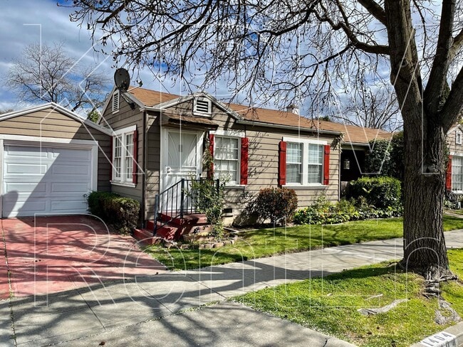 property at 1400 N Yosemite St