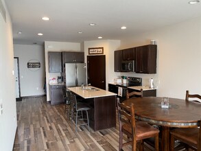 4353 Eagle Ridge Ln in Windsor, WI - Foto de edificio - Building Photo