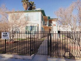 412 S Maryland Pkwy in Las Vegas, NV - Building Photo