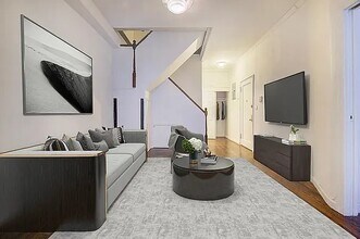 314 W 58th St in New York, NY - Building Photo - Building Photo