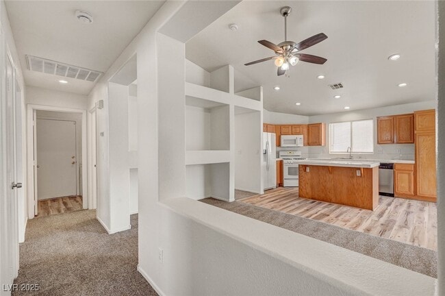 property at 9573 Paradise Rd