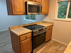 8503 Locust Ave E in Bonney Lake, WA - Building Photo - Building Photo