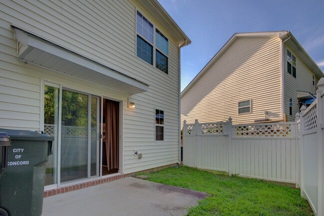 2587 Brackley Pl NW in Concord, NC - Building Photo - Building Photo