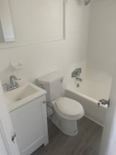 322 Pine Ave in Cocoa, FL - Foto de edificio - Building Photo