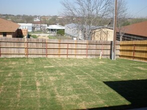 908 Rebecca Ln in Harker Heights, TX - Foto de edificio - Building Photo