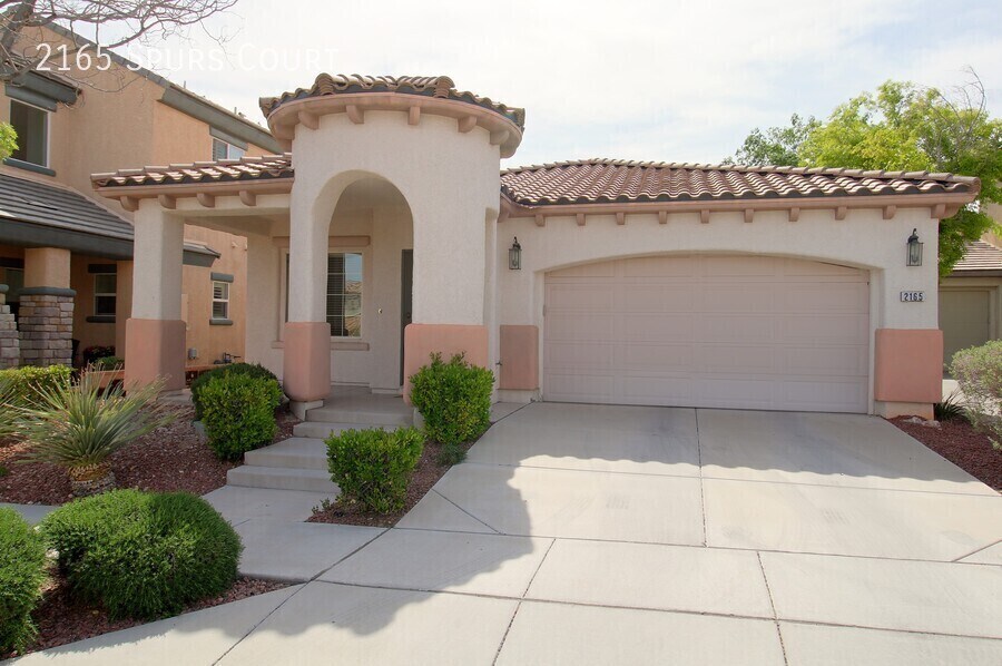 2165 Spurs Ct in Las Vegas, NV - Building Photo