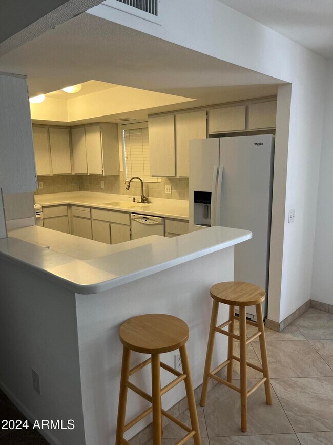 26014 S Howard Dr in Sun Lakes, AZ - Building Photo - Building Photo