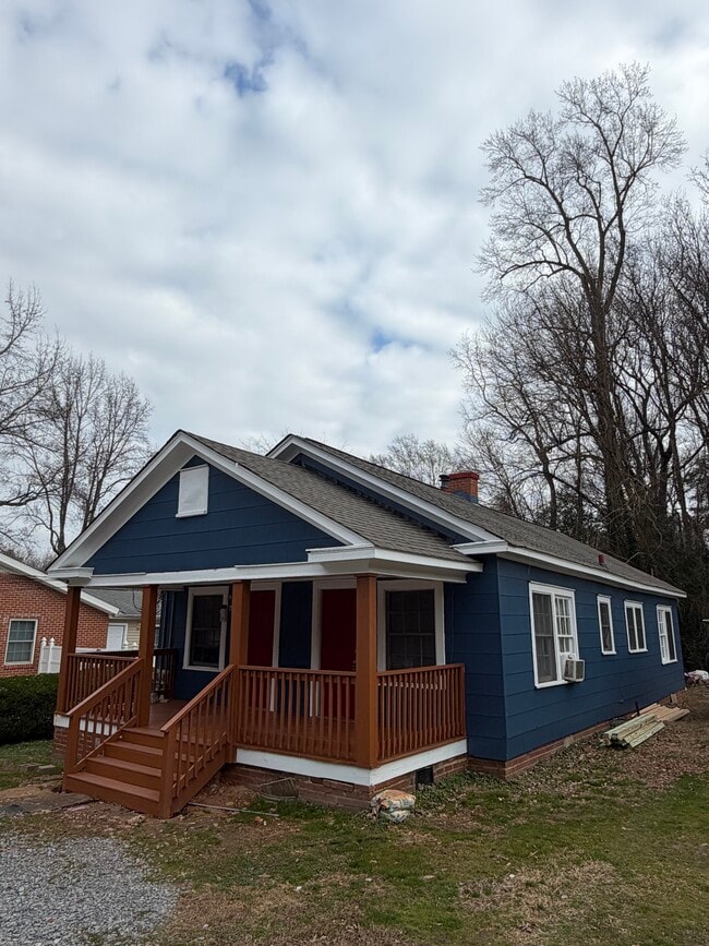 411 Birch St, Unit A