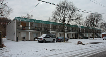 De Votie Gardens in Cincinnati, OH - Foto de edificio - Building Photo