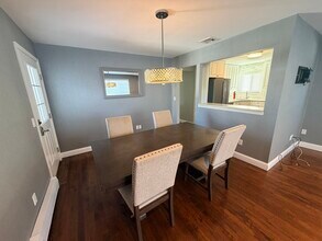 2002 City Ave in Merrick, NY - Building Photo - Building Photo