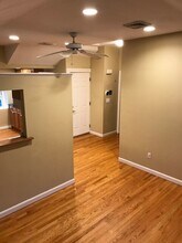 24 Henderson St, Unit 3 in Arlington, MA - Foto de edificio - Building Photo