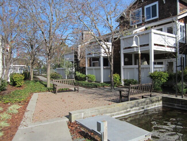 117 Bayside Ct in Richmond, CA - Building Photo - Building Photo