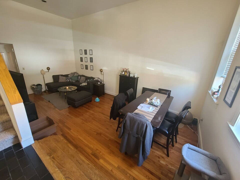 1740 Green St in Philadelphia, PA - Building Photo