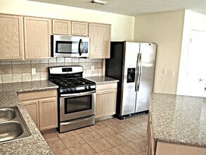 11806 Skydale Dr in Tomball, TX - Building Photo - Building Photo
