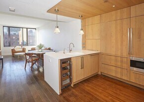 211 E 13th St, Unit 6E in New York, NY - Building Photo