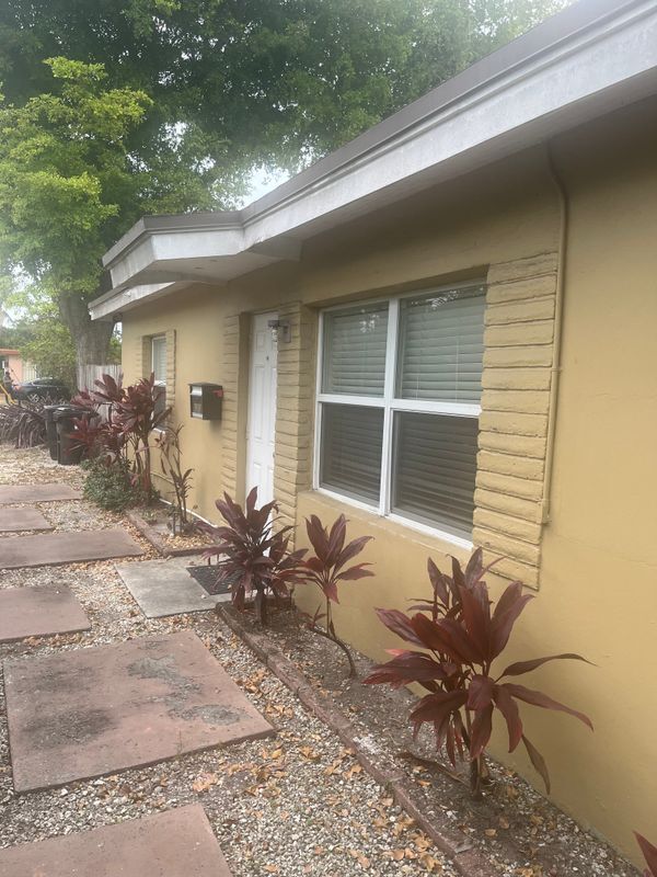 600 NW 16th St