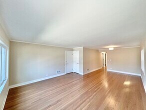 5547 N Central Ave in Chicago, IL - Building Photo - Building Photo
