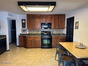7502 E Beatrice St in Scottsdale, AZ - Building Photo - Building Photo