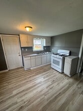 2717 Clara Ave in Fort Wayne, IN - Building Photo - Building Photo