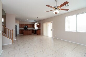 6933 S 37th Dr in Phoenix, AZ - Building Photo - Building Photo