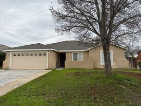 4400 Oldcastle Ave in Bakersfield, CA - Building Photo