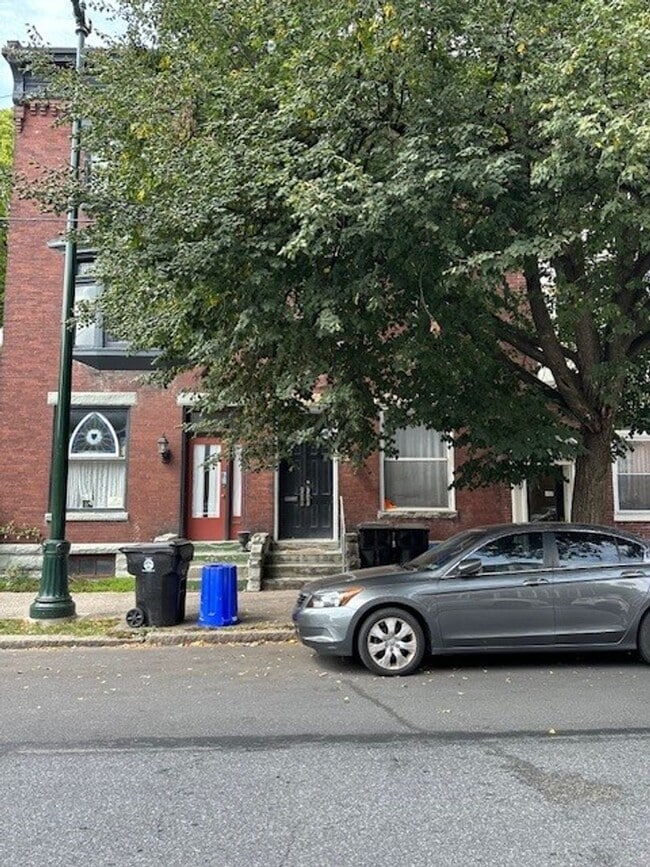 property at 204 Kelker St