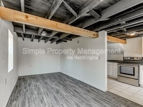 2345 NW 10th St in Oklahoma City, OK - Building Photo - Building Photo