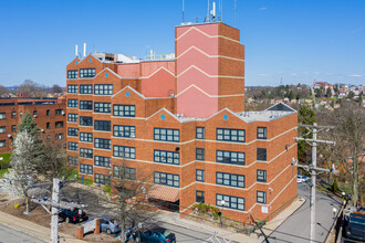 Carrick Regency in Pittsburgh, PA - Building Photo - Primary Photo