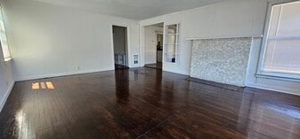 909 SW Bridge St in Grants Pass, OR - Building Photo