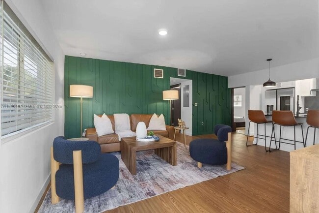 1428 NE 153rd Terrace in North Miami Beach, FL - Building Photo - Building Photo