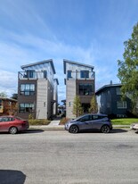 957 W 12th Ave in Anchorage, AK - Building Photo
