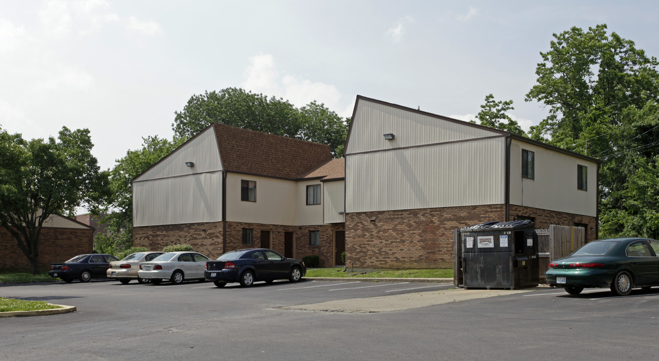 Walton Townhomes in Walton, KY - Foto de edificio