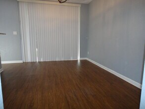 2912 Hidden Hills Rd in Royal Palm Beach, FL - Building Photo - Building Photo