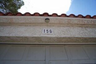 156 Wynntry Dr in Henderson, NV - Building Photo