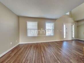 5955 Furlong Way in Liberty Township, OH - Building Photo - Building Photo