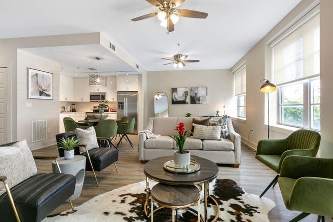 144 Elk Pl