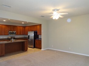 7623 Colbury Ave in Windermere, FL - Foto de edificio - Building Photo