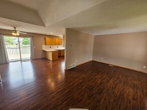 409 S Sonora Ln in Spokane Valley, WA - Foto de edificio - Building Photo