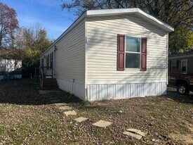 7519 Dorr St in Toledo, OH - Building Photo