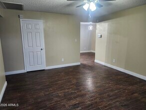 5025 W Vernon Ave in Phoenix, AZ - Building Photo - Building Photo